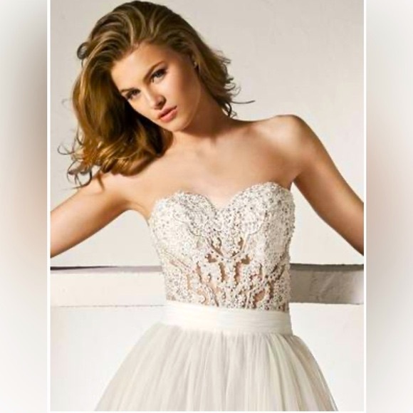 Pronovias Bridal Skirt NEW Soft Tulle with Court Train - Picture 3 of 15